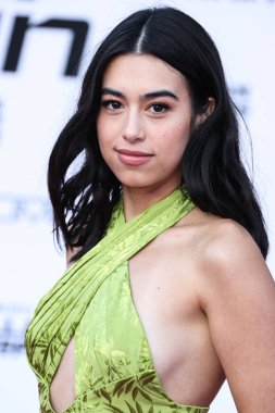 Jade Bender, 1 Ağustos 2022 'de Westwood, Los Angeles, Kaliforniya, ABD' deki Regency Village Theatre 'da düzenlenen Sony Pictures' ın 'Bullet Train' galasına gelir.. 