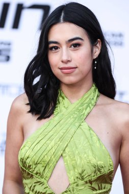 Jade Bender, 1 Ağustos 2022 'de Westwood, Los Angeles, Kaliforniya, ABD' deki Regency Village Theatre 'da düzenlenen Sony Pictures' ın 'Bullet Train' galasına gelir.. 