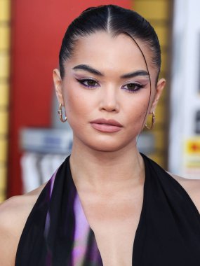 Paris Berelc, 1 Ağustos 2022 'de Westwood, Los Angeles, Kaliforniya, ABD' deki Regency Village Theatre 'da düzenlenen Sony Pictures' ın 'Bullet Train' galasına geldi..