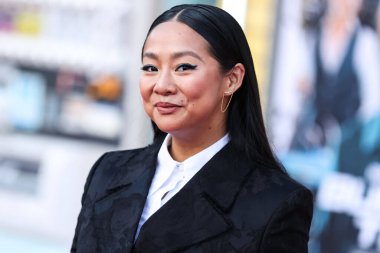 Stephanie Hsu, 1 Ağustos 2022 'de Westwood, Los Angeles, Kaliforniya, ABD' deki Regency Village Theatre 'da düzenlenen Sony Pictures' ın 'Bullet Train' galasına geliyor..