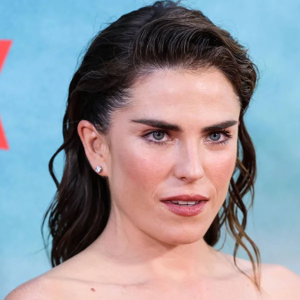 Mexicko Americká Herečka Karla Souza Přijíždí Světovou Premiéru Netflixovy Day — Stock fotografie