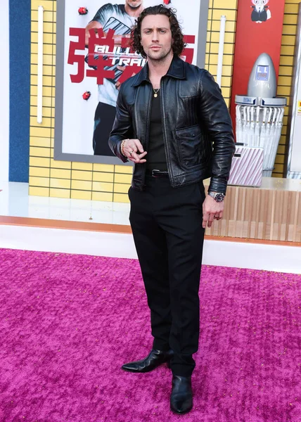 İngiliz aktör Aaron Taylor-Johnson, 1 Ağustos 2022 'de Westwood, Los Angeles, Kaliforniya' daki Regency Village Theatre 'da düzenlenen Sony Pictures' Bullet Train 'in Los Angeles prömiyerine geldi..