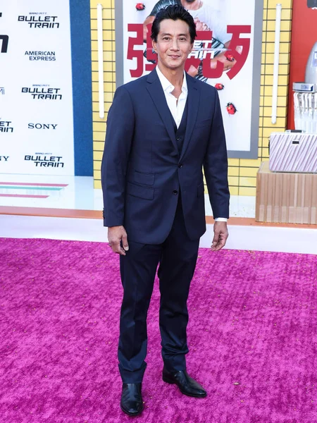 Will Yun Lee, 1 Ağustos 2022 'de Westwood, Los Angeles, Kaliforniya, ABD' deki Regency Village Theatre 'da düzenlenen Sony Pictures' ın 'Bullet Train' galasına geliyor.. 