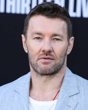 Avustralyalı aktör Joel Edgerton, 28 Temmuz 2022 'de Westwood, Los Angeles, Kaliforniya, ABD' deki Regency Village Theatre 'da düzenlenen Amazon Prime Video' nun 13 Yaşamı 'nın Los Angeles prömiyerine geldi.. 