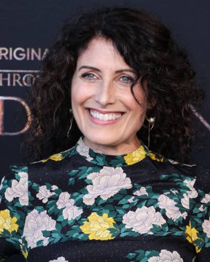Amerikalı aktris Lisa Edelstein, 27 Temmuz 2022 'de ABD' nin Kaliforniya eyaletinin Los Angeles kentinde bulunan Akademi Film Müzesi 'nde düzenlenen HBO' nun Orijinal Drama Dizisi House of the Dragon 'un 1. sezonunun dünya prömiyerine geldi.. 
