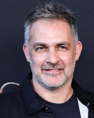 Avustralyalı aktris Milly Alcock, 27 Temmuz 2022 'de ABD' nin Kaliforniya eyaletinin Los Angeles kentinde bulunan Akademi Film Müzesi 'nde düzenlenen HBO' nun Orijinal Drama Dizisi House of the Dragon 'un birinci sezonunun dünya prömiyerine geldi.. 