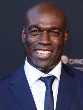 İngiliz aktör Steve Toussaint, 27 Temmuz 2022 'de ABD' nin Kaliforniya eyaletinin Los Angeles kentinde bulunan Akademi Sinema Müzesi 'nde düzenlenen HBO' nun Orijinal Drama Dizisi House of the Dragon 'un 1. sezonunun dünya prömiyerine geldi.. 