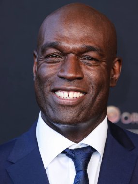 İngiliz aktör Steve Toussaint, 27 Temmuz 2022 'de ABD' nin Kaliforniya eyaletinin Los Angeles kentinde bulunan Akademi Sinema Müzesi 'nde düzenlenen HBO' nun Orijinal Drama Dizisi House of the Dragon 'un 1. sezonunun dünya prömiyerine geldi.. 