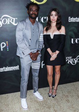Amerikalı aktör William Jackson Harper ve Amerikalı aktris Cristin Milioti, Peacock, UCP ve Entertainment Weekly 'nin sunduğu 