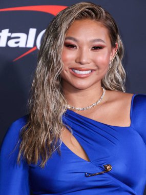 20 Temmuz 2022 'de Hollywood, Los Angeles, Kaliforniya, ABD' deki Dolby Tiyatrosu 'nda düzenlenen 2022 ESPY Ödülleri' ne Amerikalı snowboardcu ve iki kez Olimpiyat altın madalyası kazanan Versace elbisesi giyen Chloe Kim geldi..