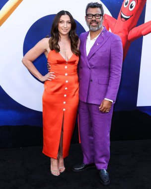 Amerikalı komedyen Chelsea Peretti ve koca / Amerikalı aktör ve yönetmen Jordan Peele, 18 Temmuz 2022 'de Hollywood, Los Angeles, Kaliforniya, ABD' de düzenlenen TCL Çin Tiyatrosu IMAX 'te düzenlenen Universal Pictures' No 'nun Dünya Premiere' sine geldiler.