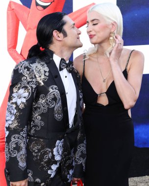 Amerikalı aktör Corey Feldman ve eşi / Kanadalı model Courtney Anne Mitchell, 18 Temmuz 2022 'de Hollywood, Los Angeles, Kaliforniya, ABD' de bulunan TCL Çin Tiyatrosu IMAX 'te düzenlenen Universal Pictures' No 'nun dünya prömiyerine geldiler.. 