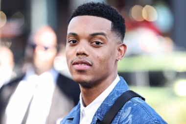 Jabari Banks, 18 Temmuz 2022 'de Hollywood, Los Angeles, Kaliforniya, ABD' deki TCL Çin Tiyatrosu IMAX 'te düzenlenen Universal Pictures' No 'filminin dünya prömiyerine geldi.. 