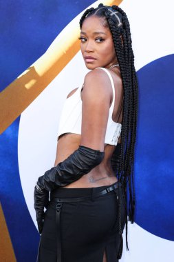 Marc Jacobs 'u giyen Amerikalı aktris Keke Palmer, 18 Temmuz 2022' de Hollywood, Los Angeles, Kaliforniya, ABD 'deki TCL Çin Tiyatrosu IMAX' te düzenlenen Universal Pictures 'No' nun Dünya Premiere 'sine geldi..