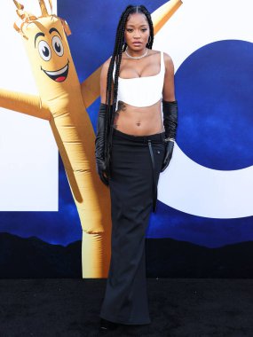 Marc Jacobs 'u giyen Amerikalı aktris Keke Palmer, 18 Temmuz 2022' de Hollywood, Los Angeles, Kaliforniya, ABD 'deki TCL Çin Tiyatrosu IMAX' te düzenlenen Universal Pictures 'No' nun Dünya Premiere 'sine geldi..