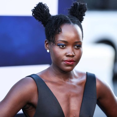 Lupita Nyong 'o, 18 Temmuz 2022' de Hollywood, Los Angeles, Kaliforniya, ABD 'deki TCL Çin Tiyatrosu IMAX' te düzenlenen Universal Pictures 'No' nun dünya prömiyerine geldi.. 