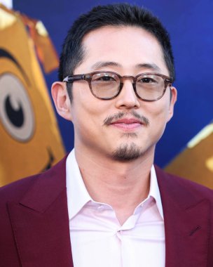 Steven Yeun, 18 Temmuz 2022 'de Hollywood, Los Angeles, Kaliforniya, ABD' deki TCL Çin Tiyatrosu IMAX 'te düzenlenen Universal Pictures' No 'filminin dünya prömiyerine geldi.