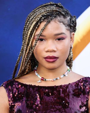 Storm Reid, 18 Temmuz 2022 'de Hollywood, Los Angeles, Kaliforniya, ABD' deki TCL Çin Tiyatrosu IMAX 'te düzenlenen Universal Pictures' No 'filminin dünya prömiyerine geldi.. 