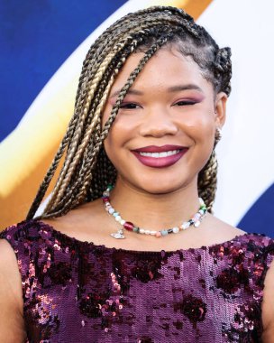 Storm Reid, 18 Temmuz 2022 'de Hollywood, Los Angeles, Kaliforniya, ABD' deki TCL Çin Tiyatrosu IMAX 'te düzenlenen Universal Pictures' No 'filminin dünya prömiyerine geldi.. 