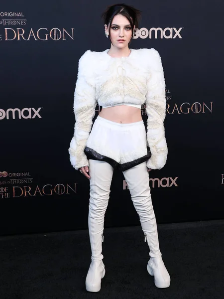 2022年7月27日 アメリカ カリフォルニア州ロサンゼルスのアカデミー映画博物館で開催されたHboオリジナルドラマシリーズ House Dragon シーズン1のワールドプレミアにイギリス人女優エミリー キャリーが登場 — ストック写真