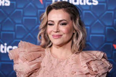Amerikalı aktris Alyssa Milano, 18 Temmuz 2022 'de Los Angeles, Kaliforniya, ABD' de bulunan City Market Social House 'da düzenlenen Michael Rubin, MLBPA ve Fanatiklerin ev sahipliğini yaptığı' Oyuncular Partisi 'ne geldi..