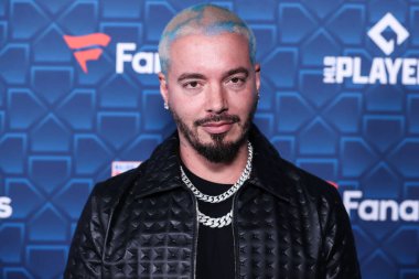 Kolombiyalı şarkıcı J Balvin, 18 Temmuz 2022 'de Los Angeles, Kaliforniya, ABD' deki City Market Social House 'da düzenlenen Michael Rubin, MLBPA ve Fanatiklerin ev sahipliğini yaptığı' Oyuncular Partisi 'ne geldi.. 