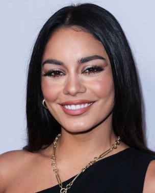 Amerikalı aktris ve şarkıcı Vanessa Hudgens, 17 Temmuz 2022 'de Spago' da düzenlenen No Kid Hungry x Cali Cares Charity Etkinliği 'ne geldi.. 