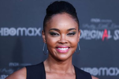 Amerikan-Filipinli aktris Sharon Leal, Kanlı Kırmızı Halı ve HBO Max 'in 