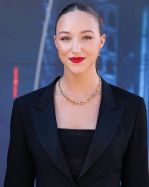 Amerikalı aktris Ava Michelle, Netflix 'in 13 Temmuz 2022' de TCL Çin Tiyatrosu IMAX 'te düzenlenen 