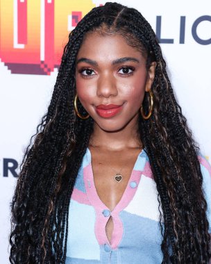 Amerikalı aktris Teala Dunn, 12 Temmuz 2022 'de Hollywood, Los Angeles, Kaliforniya, ABD' de düzenlenen TCL Çin 6 Tiyatrosu 'nun Los Angeles Premiere Of Lionsgate' ine geldi.