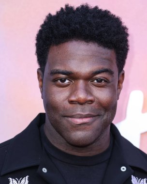 Amerikalı aktör Sam Richardson, 11 Temmuz 2022 'de Hollywood, Los Angeles, Kaliforniya, ABD' de düzenlenen 
