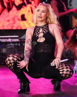 Avustralyalı rapçi Iggy Azalea (Amethyst Amelia Kelly), 10 Temmuz 2022 'de Long Beach Shoreline Marina' da düzenlenen 39..