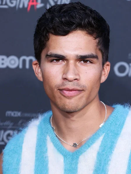 Alex Aiono Amerikai Énekes Színész Érkezik Bloody Red Carpet Exclusive — Stock Fotó