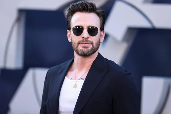 Der Amerikanische Schauspieler Chris Evans Kommt Zur Weltpremiere Von Netflix — Stockfoto