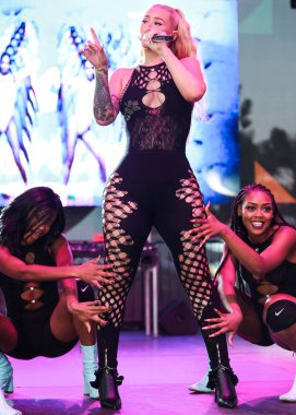 Avustralyalı rapçi Iggy Azalea (Amethyst Amelia Kelly), 10 Temmuz 2022 'de Long Beach Shoreline Marina' da düzenlenen 39..