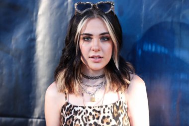 Aktris ve şarkıcı Alyssa de Boisblanc, 30 Haziran 2022 'de Los Angeles, Kaliforniya, ABD' de bulunan Fine Arts Theatre 'da düzenlenen Vertical Entertainment' ın Son Gecesi 'nin Los Angeles galasına geldi.. 