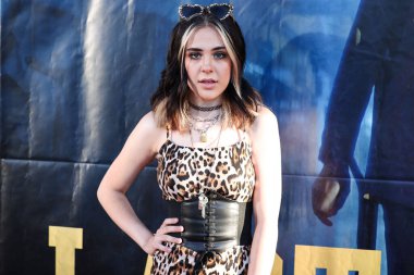 Aktris ve şarkıcı Alyssa de Boisblanc, 30 Haziran 2022 'de Los Angeles, Kaliforniya, ABD' de bulunan Fine Arts Theatre 'da düzenlenen Vertical Entertainment' ın Son Gecesi 'nin Los Angeles galasına geldi.. 