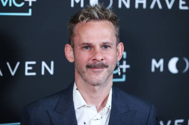 İngiliz aktör Dominic Monaghan, 28 Haziran 2022 'de Beverly Hills' teki Londra Hotel West Hollywood 'da düzenlenen AMC +' s Original Series 'Moonhaven' in Los Angeles Prömiyeri 'ne geldi..