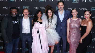 Aktörler Kadeem Hardison, Dominic Monaghan, Amara Karan, Emma McDonald, Joe Manganiello, Ayelet Zurer ve Yazzmin Newell, Los Angeles 'taki AMC +' nin Orijinal Serisi 'Moonhaven' ın Los Angeles 'taki Londra Hotel West Hollywood' daki galasına geldiler..