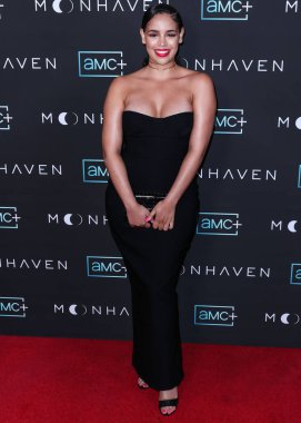 İngiliz aktris Yazzmin Newell, 28 Haziran 2022 'de Beverly Hills' teki Londra Hotel West Hollywood 'da düzenlenen AMC +' s Original Series 'Moonhaven' in Los Angeles Premiere 'ine geldi..
