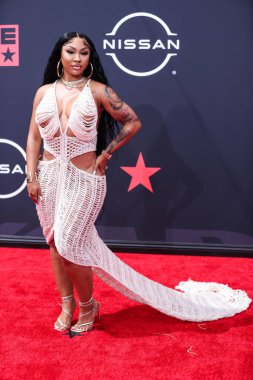Ari Fletcher 26 Haziran 2022 'de Los Angeles, Kaliforniya' da Microsoft Theater 'da düzenlenen BET Ödülleri' ne ulaştı..