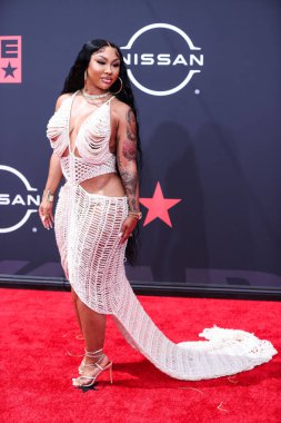 Ari Fletcher 26 Haziran 2022 'de Los Angeles, Kaliforniya' da Microsoft Theater 'da düzenlenen BET Ödülleri' ne ulaştı..