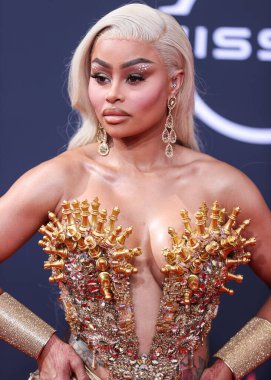 Amerikan model Blac Chyna, Los Angeles, Kaliforniya 'da 26 Haziran 2022 tarihinde Microsoft Theater' da düzenlenen BET Ödülleri 'ne ulaştı..