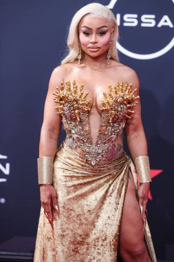 Amerikan model Blac Chyna, Los Angeles, Kaliforniya 'da 26 Haziran 2022 tarihinde Microsoft Theater' da düzenlenen BET Ödülleri 'ne ulaştı..