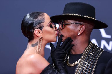 Crystal Smith ve eşi Ne-Yo, 26 Haziran 2022 'de Los Angeles, Kaliforniya' da Microsoft Theater 'da düzenlenen BET Ödülleri' ne geldiler.. 