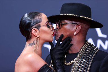 Crystal Smith ve eşi Ne-Yo, 26 Haziran 2022 'de Los Angeles, Kaliforniya' da Microsoft Theater 'da düzenlenen BET Ödülleri' ne geldiler.. 