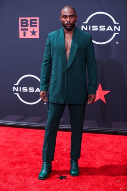 David Alan Madrick, 26 Haziran 2022 'de Los Angeles, Kaliforniya' da Microsoft Theater 'da düzenlenen BET Ödülleri 2022' ye ulaştı..