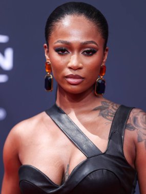 Dess Dior, 26 Haziran 2022 'de Los Angeles, Kaliforniya' da Microsoft Theater 'da düzenlenen BET Ödülleri' ne ulaşır..