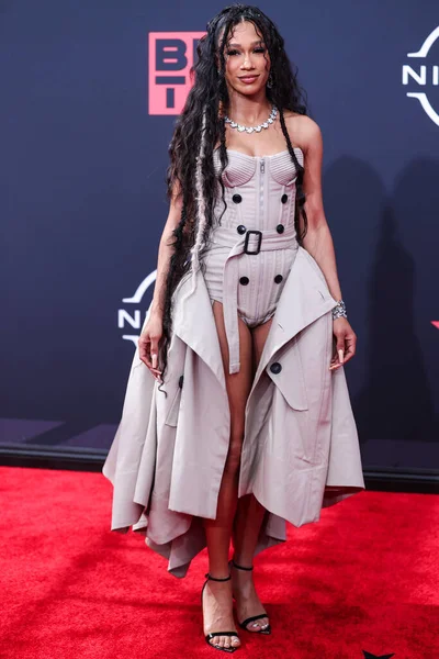 Amerikansk Rappare Bia Anländer Till Bet Awards 2022 Som Hålls — Stockfoto