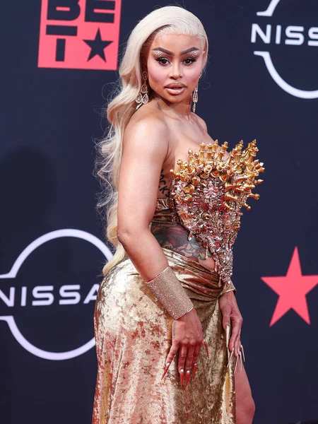 Amerikan model Blac Chyna, Los Angeles, Kaliforniya 'da 26 Haziran 2022 tarihinde Microsoft Theater' da düzenlenen BET Ödülleri 'ne ulaştı..